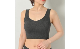 ra・ku・raシリーズ夜用・おうち用としてもお勧め!オーガニックコットンを92%使用少ない弾性糸でやわらかく、締め付け感もなくパットを入れるポケット付きでふわっとあたたかいニットブラ無縫製(ホールガ