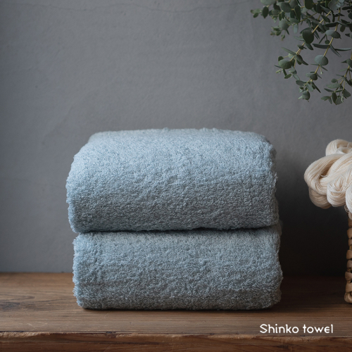 【TVで紹介！】おぅ！え～やん バスタオル（ブルー）2枚【泉州タオル 国産 吸水 普段使い 無地 シンプル 日用品 家族 ファミリー】 G2689 1025246 - 大阪府泉佐野市