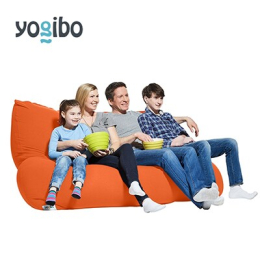 Yogibo Giga Max(ヨギボー ギガマックス)は、カップルや家族で使える特大サイズです。 Yogibo Max(ヨギボー マックス)2つを大きなカバーで包んだYogibo Giga Max。