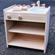 050F099 手作り木製 ままごとキッチン 棚の着いたＫＨＭＣ　素材色バージョン