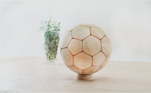 木製 サッカーボール （大） ヒノキ 台座付き インテリア 飾り ひのき 1078668 - 茨城県大子町