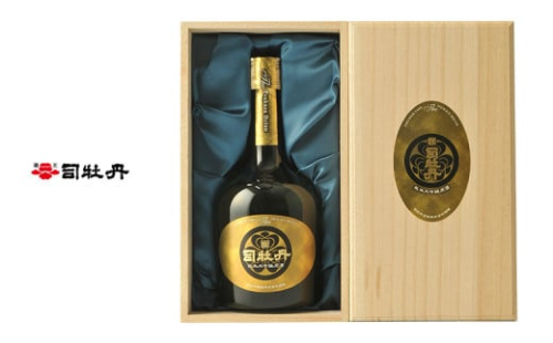 司牡丹酒造 【純米大吟醸 原酒】 座（THE）・司牡丹 720ml（4合）1本 佐川産 永田農法 山田錦使用 袋吊り搾り 瓶貯蔵 究極の日本酒 土佐の高知 佐川テロワール 贈答 ギフト プレゼント 木箱入 お祝い 父の日 母の日 日本酒 高知 地酒 やや辛口（+3） 朝ドラ らんまん 牧野富太郎 岸屋 1113332 - 高知県佐川町