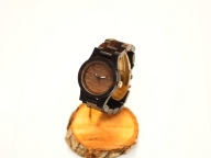 銘木黒檀の木製腕時計