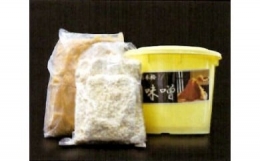 【創業安政二年】老舗こうじ屋の手作りみそセット(出来上がり約4kg)【ミックスみそ】 創業安政二年、古くから尾張地方の糀（こうじ）を作り続けている老舗の糀屋がお届けする、手作り味噌セットです。 ご家庭