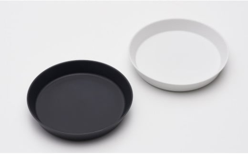 2016/ IR Plate Set【2016/オリジナル】有田焼 食器 器 皿 中皿 切立皿 プレート 2枚 ブラック ホワイト シンプル AA50-288 118607 - 佐賀県有田町