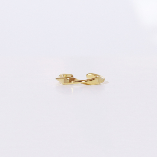 K10　 ウエーブ　イヤーカフ 1194921 - 山梨県甲斐市