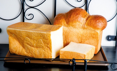 極上純生食パンと国産小麦のイギリスパンセット [5839-1442] 119684 - 山梨県市川三郷町