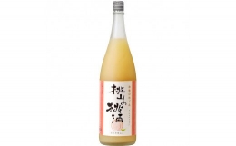地元和歌山の老舗酒造会社世界一統。日本酒ベースで、とろみのある懐かしい味わいが口に広がります。 「あら川の桃」の産地、桃山町でとれた桃を使用したとろりとした舌ざわりの桃酒です。 とろみのある懐かしい味