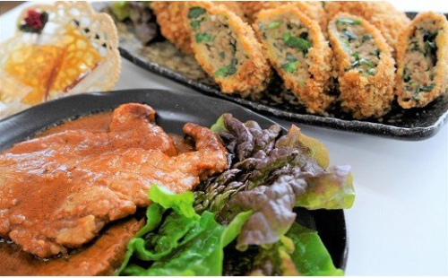 高田精肉店「秘伝」と「名物」夢のコラボセット - みそ豚 にらメンコ。 国産 こうさんもん メンチカツ ニラ入り タレ付 秘伝みそ 味噌漬け 冷凍 小分け 便利 おかず 人気 おすすめ 熊本県 甲佐町 124351 - 熊本県甲佐町