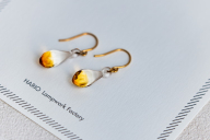 こがこもれびあーと　ピアス（フラム） |  耐熱 ガラス アクセサリー ランプワークファクトリー 職人 繊細 フォーマル カジュアル ピアス 20代 30代 40代 _DP66