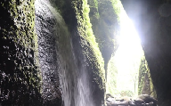 【兵庫・新温泉・自然体験】秘境の滝を目指して、シワガラの滝ガイドツアー！ペアチケット