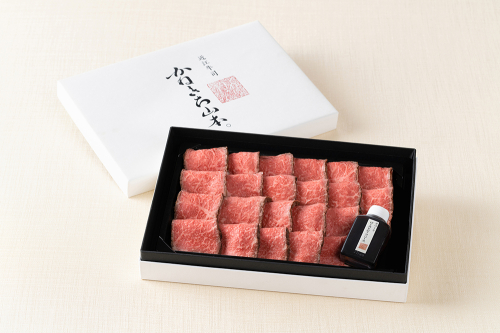 【カネ吉山本】近江牛　ローストビーフスライス300gローストビーフソース【Y156W】 1395818 - 滋賀県近江八幡市