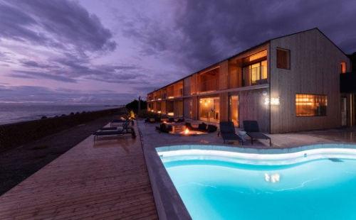 KAMOME SLOW HOTEL 　平日限定ペア宿泊券   貸別荘 淡路島 クーポン 観光 144496 - 兵庫県淡路市