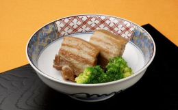 2014年、欧州最高峰の審査会で「食のミシュラン」と評されるi TQi（国際味覚審査機構）に初出品し、長崎で初めての最高三ッ星を4年連続受賞し永久称号である「クリスタル賞」を獲得した、長崎が誇る「角煮