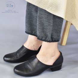 【数量限定：年間20セット】 【商品紹介】 ・肌にあたる内側を光沢のあるサラッとした高級シルク100％に！！ ・シルクによりデトックスされた汗を外に出すために外側を天然素材100％のメリノウールを使用