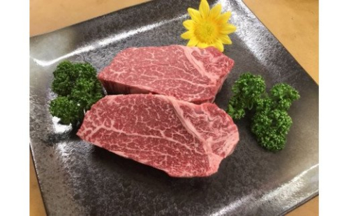 京丹波姫牛 特選 極厚 ヒレ ステーキ 2枚 約３６０ｇ スパイス・ソース付き　《冷蔵 ヒレステーキ》※着日指定不可 150145 - 京都府亀岡市