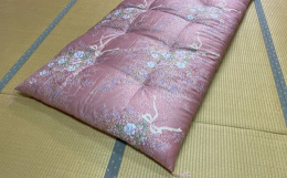 なかなか量販店で購入できない、ふとん専門店が1から作った綿100％のおふとんです。柄は4種から選べます。ご希望の柄をご選択くださいませ。【 菊村ふとん店 】長崎市で約60年、布団や枕といった寝具の制作