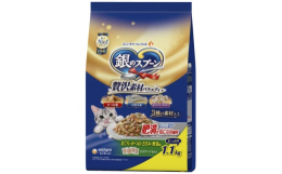 天然小魚かつお節まぐろフリーズドライをミックスしたバラエティ豊かなおいしさ。●お魚のうまみをたっぷり閉じ込めた粒に、天然小魚やかつお節、まぐろフリーズドライをミックスしたバラエティ豊かなおいしさ●脂質