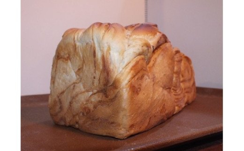 H-171 播磨の味覚　アーモンドバター食パン　２斤×３本セット 172683 - 兵庫県たつの市