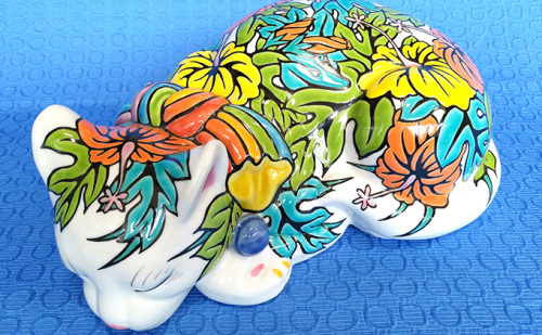 九谷焼「眠り猫　ハイビスカス」糠川孝之作 a05 工芸品 民芸品  192763 - 石川県能美市