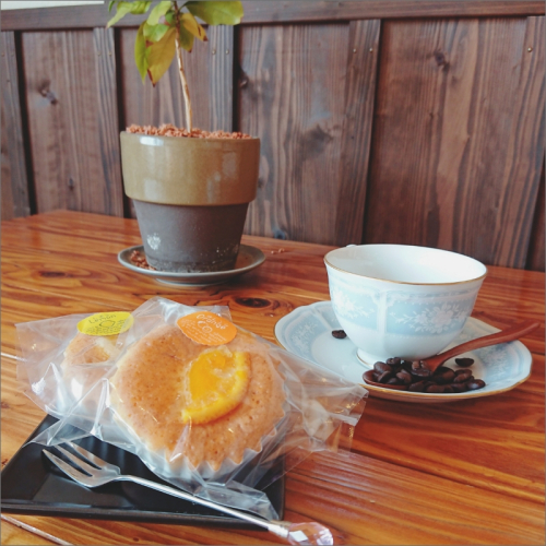 自家焙煎珈琲とマドレーヌセット( こだわり マドレーヌ コーヒー 自家焙煎 厳選 お菓子 )【B3-056】 196268 - 長崎県松浦市