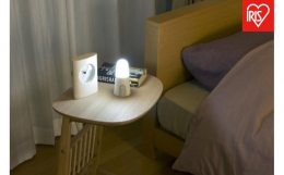 配送不可：離島 センサーが人の動きを感知して自動的に点灯する乾電池式LEDセンサーライト スタンドタイプです。 人が近づくとふわっと光るので階段・クローゼット・ベッドサイドなどの明かり取りに最適です。