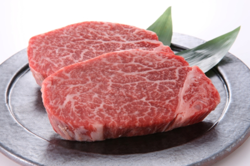 CE019.博多和牛A4～A5ランク・ステーキ部位食べ比べ3種セット【博多和牛】 2114340 - 福岡県新宮町