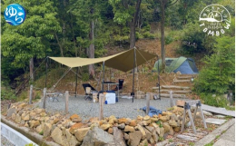 &starf;&starf;「ゆらきゃんぷ」とは&starf;&starf;電気、水道がない和歌山のキャンプ場です。飲み水は準備しています。かつてみかん畑だった地形を生