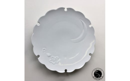 有田焼 白磁彫雪月花文大皿【有田焼 花伝作】食器 器 和皿 皿 雪輪 A40-359 2141041 - 佐賀県有田町