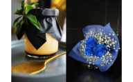 048-011　お花屋さんの下諏訪町プリン8個＆青いバラ3本とかすみ草の花束