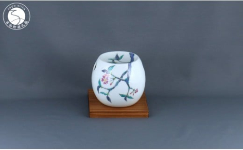 有田焼 茶香炉〈山桜文〉【赤絵白磁硯処 雪月花】手描き 伝統工芸 香炉 赤絵 インテリア  75000円 A75-63 2203871 - 佐賀県有田町