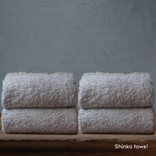 【TVで紹介！】おぅ！え～やん バスタオル（グレー）4枚【泉州タオル 国産 吸水 普段使い 無地 シンプル 日用品 家族 ファミリー】  099H4279 2231158 - 大阪府泉佐野市