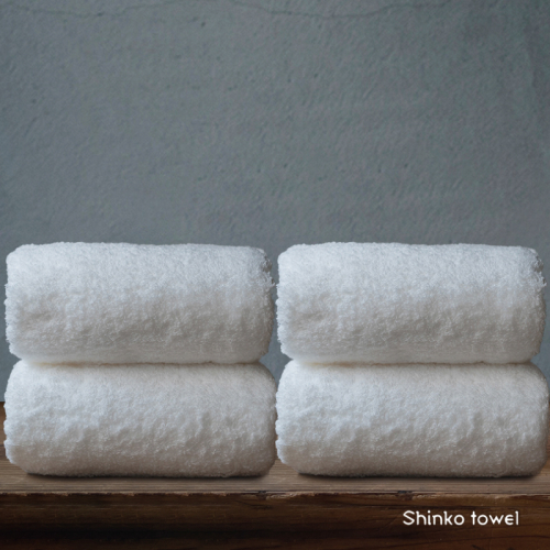 【TVで紹介！】おぅ！え～やん バスタオル（ホワイト）4枚【泉州タオル 国産 吸水 普段使い 無地 シンプル 日用品 家族 ファミリー】  G3487 2231162 - 大阪府泉佐野市