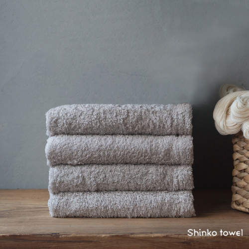 【TVで紹介！】おぅ！え～やん フェイスタオル（グレー）4枚【泉州タオル 国産 吸水 普段使い 無地 シンプル 日用品 家族 ファミリー】  G3488 2231163 - 大阪府泉佐野市