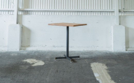 カフェテーブル 60cm×60cm  SK CAFE TABLE テーブル 机 カフェ 家具 アイアン スチール  アンティーク レトロ インテリア モダン シンプル スタイリッシュ 鉄製 SIKAKU 岐阜県 大垣市