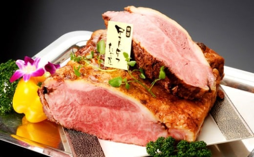 サーロインローストビーフ 約700g（350g×2） 【たわら屋】 牛肉 肉 お肉 ソース入り ソース付き 2362341 - 静岡県菊川市