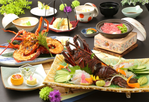 特大『常陸乃国いせ海老』と季節の会席付　１泊２食ペア宿泊券【 茨城県 日立市 】 2375109 - 茨城県日立市