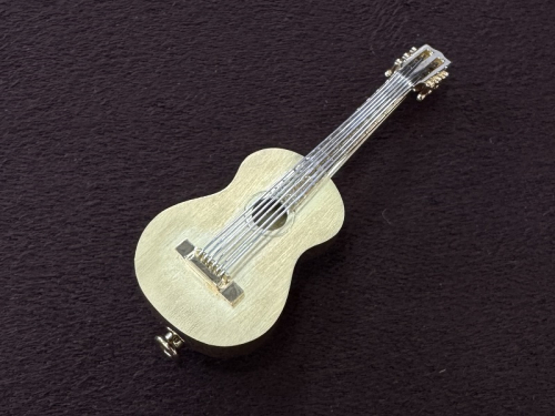 K18/PT900　クラシックギターブローチ　AB00321 2377917 - 山梨県甲斐市