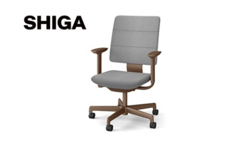 イトーキ SHIGA シガ 昇降脚 背トリプル ベースカラー:チェストナットブラウン / 座面カラー:グレーC（KJ-517SEM-F2C5F）キャスター5本脚 【アンクルムーブ・シンクロロッキング / アジャスタブル肘 / 抵抗付きウレタンキャスター】 日本製 ワークチェア オフィスチェア 柴田文江氏デザイン【EI183W】 2404024 - 滋賀県近江八幡市