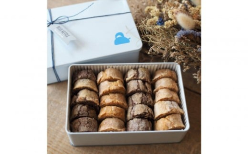 ケトルな切り株クッキー缶 大阪 堺 ブルーケトル 2413247 - 大阪府堺市