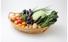 季節ごとの旬の野菜を農産直売所から直接お届け。古い歴史を有する宗像は海と山にかこまれ、海の幸、山の幸が豊富なエリアです。すばらしい環境の中で収穫された宗像の農産物(フルーツ・野菜)を農産物直売所からご
