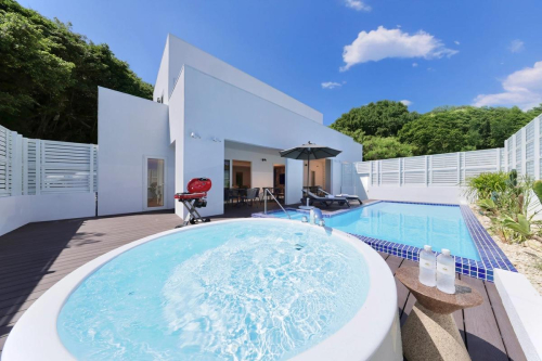 旅行 宿泊利用券 Crystal Villa 南城 E棟-Beachfront Suite- ( 沖縄県南城市・ペア宿泊券1泊 ) 2432575 - 沖縄県南城市
