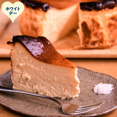 31-18 【ホワイトデー】Cafe ほの香のオホーツクバスクチーズケーキ(6号) 2485941 - 北海道紋別市