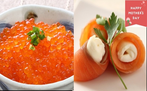 【母の日対応】北海道日高産「塩いくら」＆「生仕立てスモークサーモン」のセット各1P[01-1593] 2542495 - 北海道浦河町