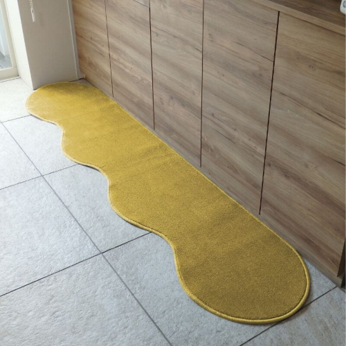 北欧風キッチンマット ラグマットタイプ 45×255cm ピーナッツ型 ゴールド 抗菌防臭 SEK 織人しきもの屋工房 diw0135 2551930 - 大阪府泉佐野市