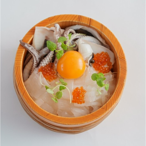 イカといくらの夕日漬け丼のもと　1人前 2579053 - 京都府京丹後市