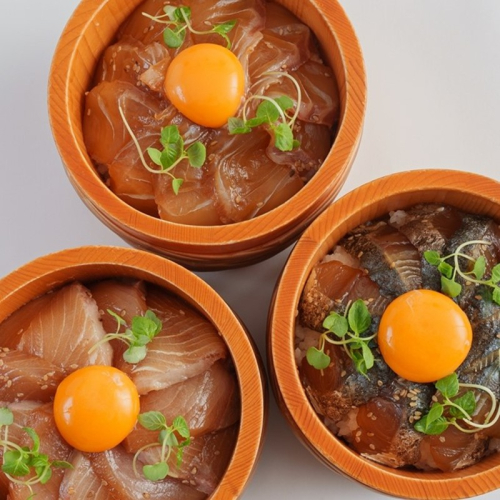 京都丹後の夕日漬け丼のもと　3種（伊根産ぶり・伊根産真鯛・京さわらの炙り） 2579054 - 京都府京丹後市