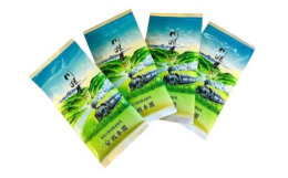 一番茶新茶期、５月中旬〜下旬の刈取り最盛期に製造した煎茶です。渋味、甘味のバランスが良く、食事の時に良く合い、ご家庭用飲み茶としてオススメの川根茶です。二煎目、三煎目とよくでて、熱めのお湯でも美味しく