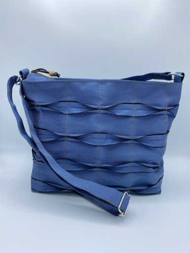 畳屋さんのヘリバッグ【ショルダーバッグ(横はぎ)】青色 HNNBN004-7 2598699 - 埼玉県飯能市
