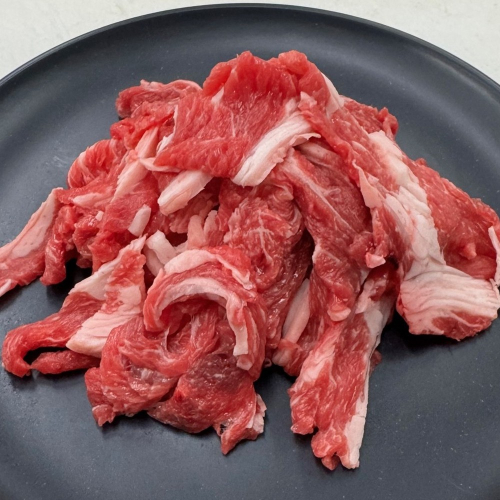 国産飼料100％で育てた 「山形村短角牛 切り落とし」400g １kg 選べる いわて 山形村 短角牛 牛肉 牛 切り落とし 2mm スライス 牛丼 肉じゃが 焼肉 国産飼料 100％ パック 冷凍 2614073 - 岩手県久慈市